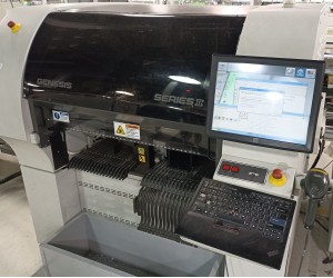 TK1203 - Universal Genesis GX-11S 4992C Placement Machine (2011)